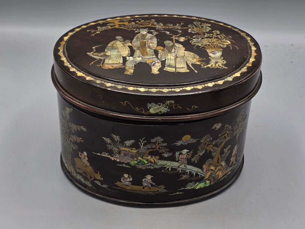 Vintage Oval Vietnamese Mother of Pearl Inlaid Jewelry Box