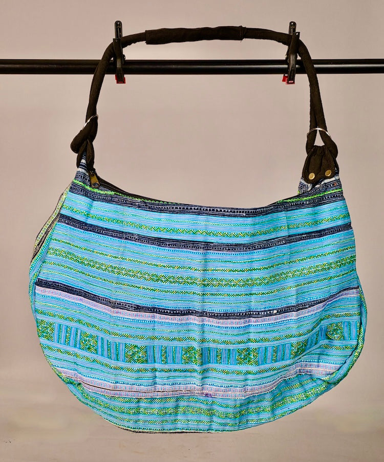 Spacious Handbag made of Vintage Hmong Turquoise Tribal Vietnamese Cloth - Niger Bend