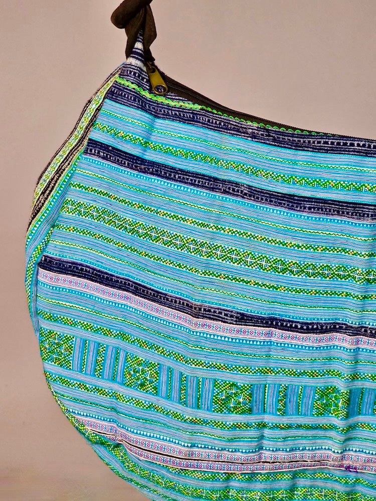 Spacious Handbag made of Vintage Hmong Turquoise Tribal Vietnamese Cloth - Niger Bend