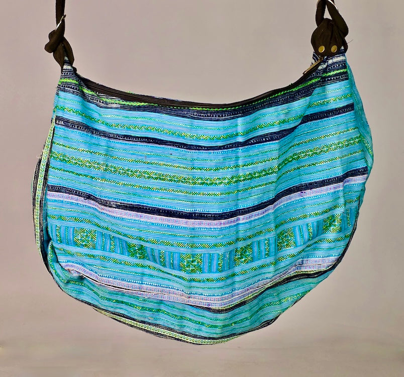 Spacious Handbag made of Vintage Hmong Turquoise Tribal Vietnamese Cloth - Niger Bend
