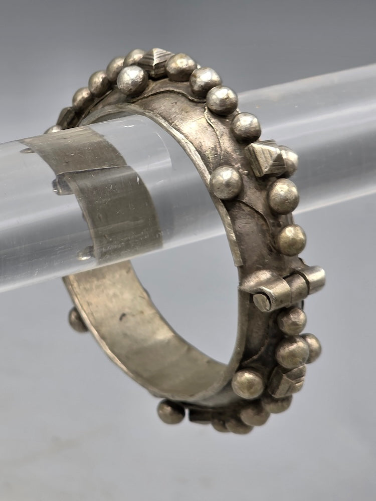 Antique Mauritanian Silver Hinged Bracelet - Saharan Jewelry