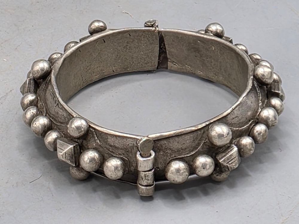 Antique Mauritanian Silver Hinged Bracelet - Saharan Jewelry