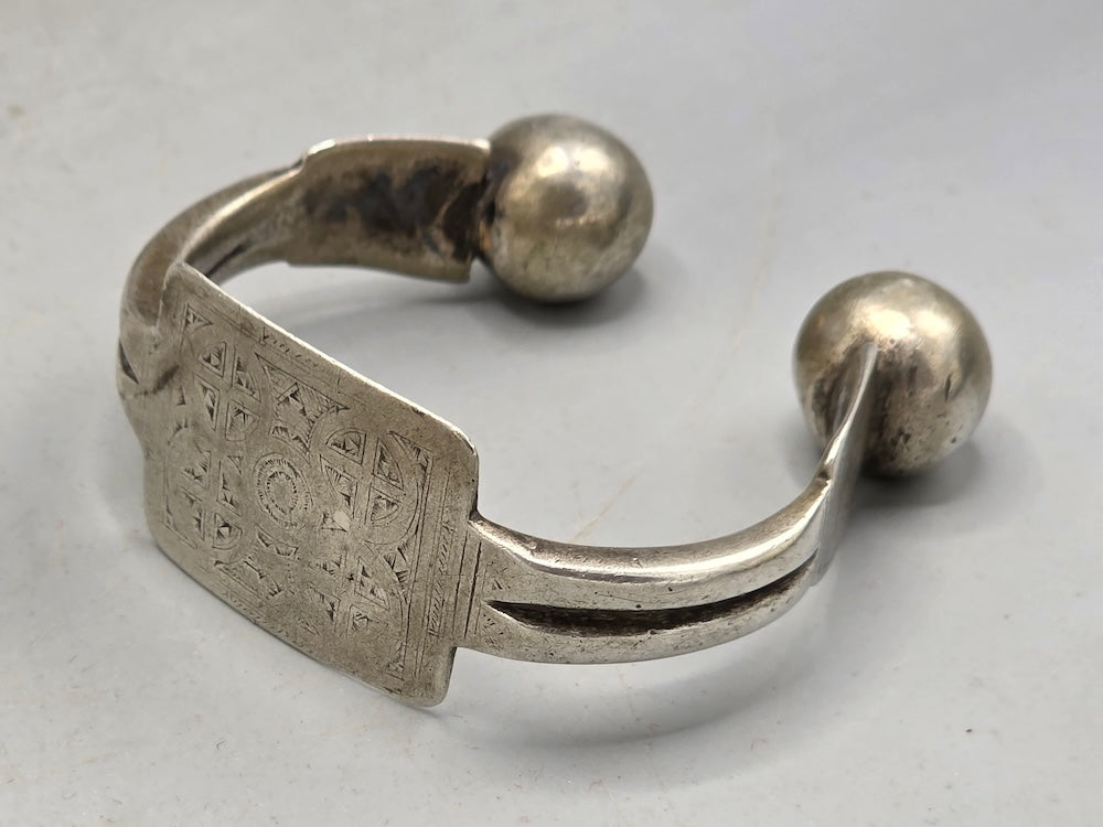 Antique Mauritanian Silver Khalkhal Anklet - Hand-engraved Saharan Jewelry