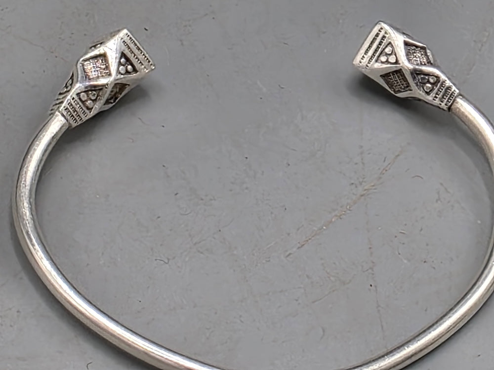 Handcrafted Tuareg Silver Cuff Bracelet with Geometric Diamond Finials - Niger