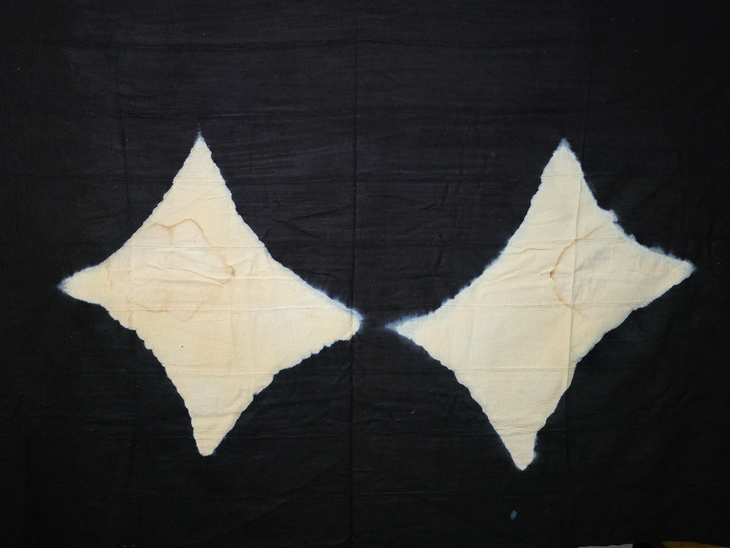 Tiv Indigo-Dyed Cotton Cloth with Opposed Diamond Motif - Nigeria | 68 x 47"