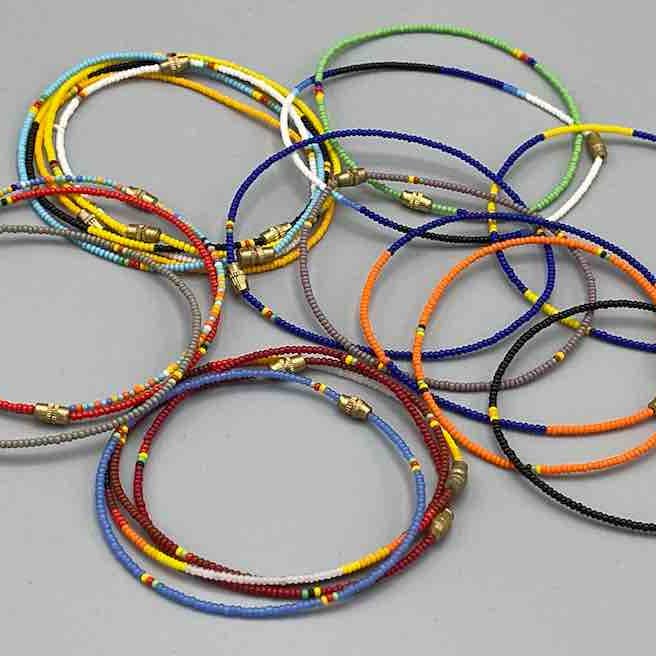 Single strand, single color tiny bead bracelet