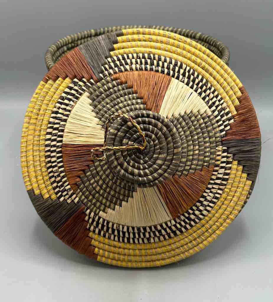 Large Covered Batwa Raffia Basket - Uganda