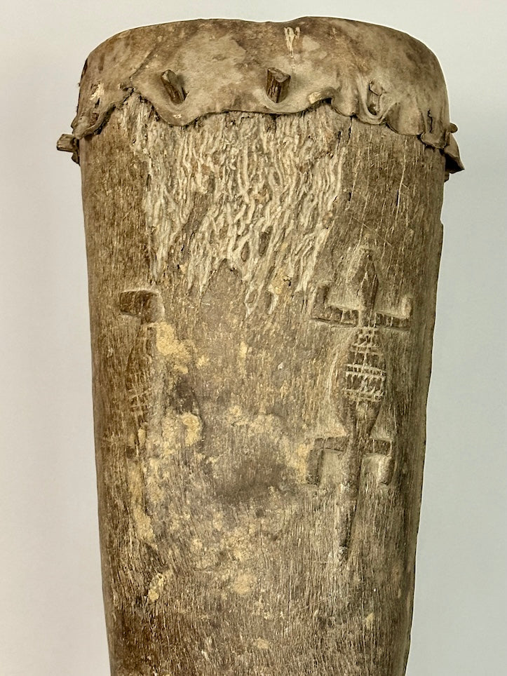 Vintage hand-carved African Senufo figured drum
