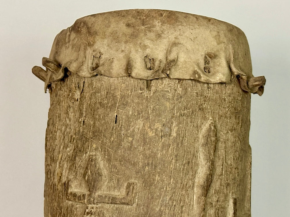 Vintage hand-carved African Senufo figured drum