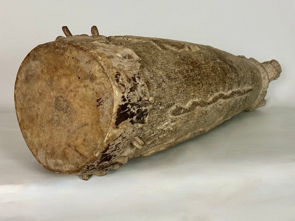 Vintage hand-carved African Senufo figured drum