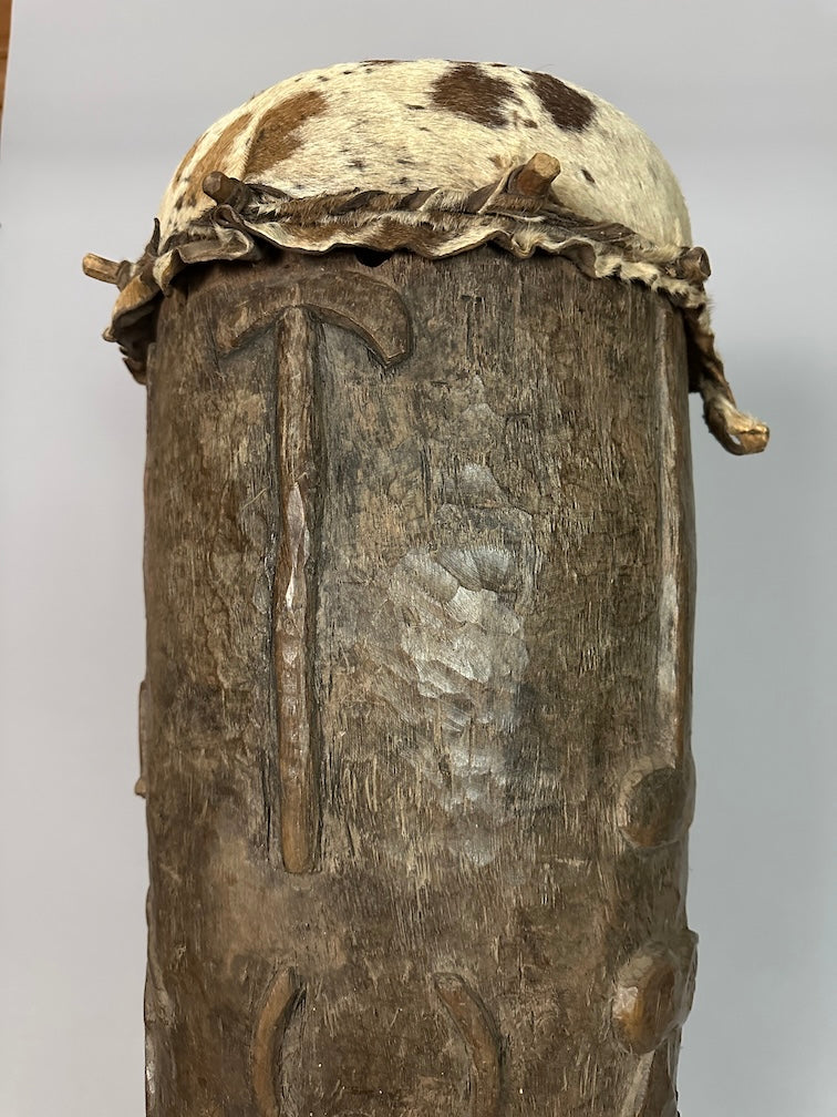 Vintage hand-carved African Senufo figured drum