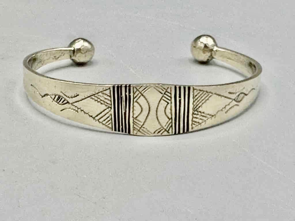 Large Wide Tuareg Inlaid Etched Coin Silver Bracelet