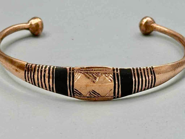 Tuareg Double Bar Multiple Stripe Inlay Etched Center Flat Copper Bracelet