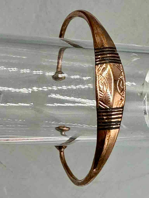 Tuareg Multiple Stripe Inlay Etched Center Flat Copper Bracelet