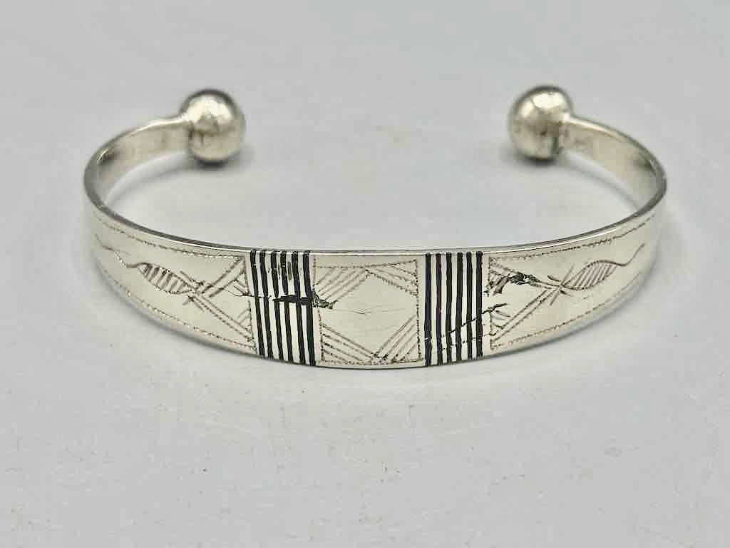 Large Wide Tuareg Inlaid Etched Coin Silver Bracelet