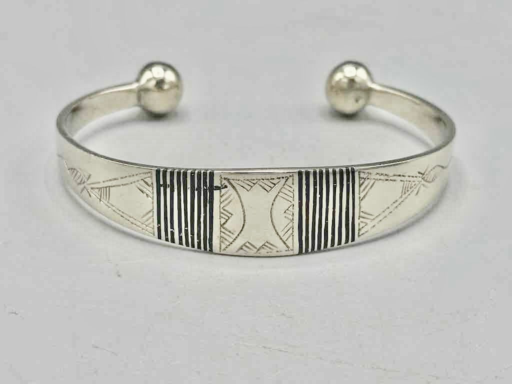 Large Wide Tuareg Inlaid Etched Coin Silver Bracelet