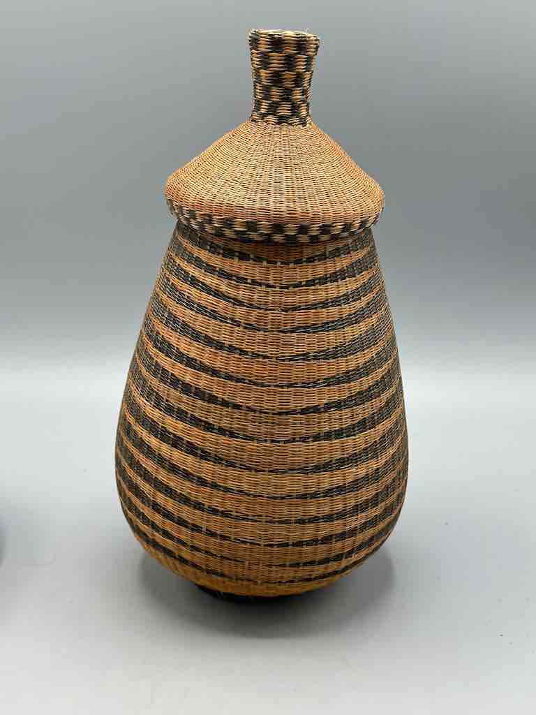 Tutsi Decor Very Detailed Weave Teardrop-Shaped Covered Basket - Rwanda