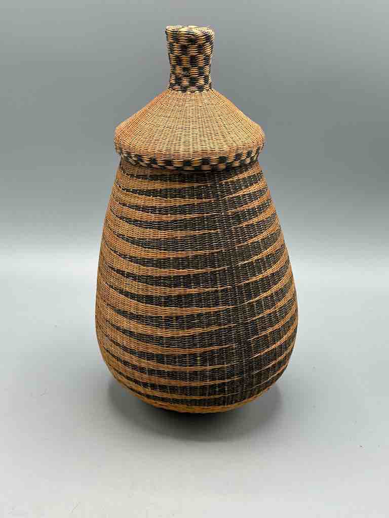 Tutsi Decor Very Detailed Weave Teardrop-Shaped Covered Basket - Rwanda