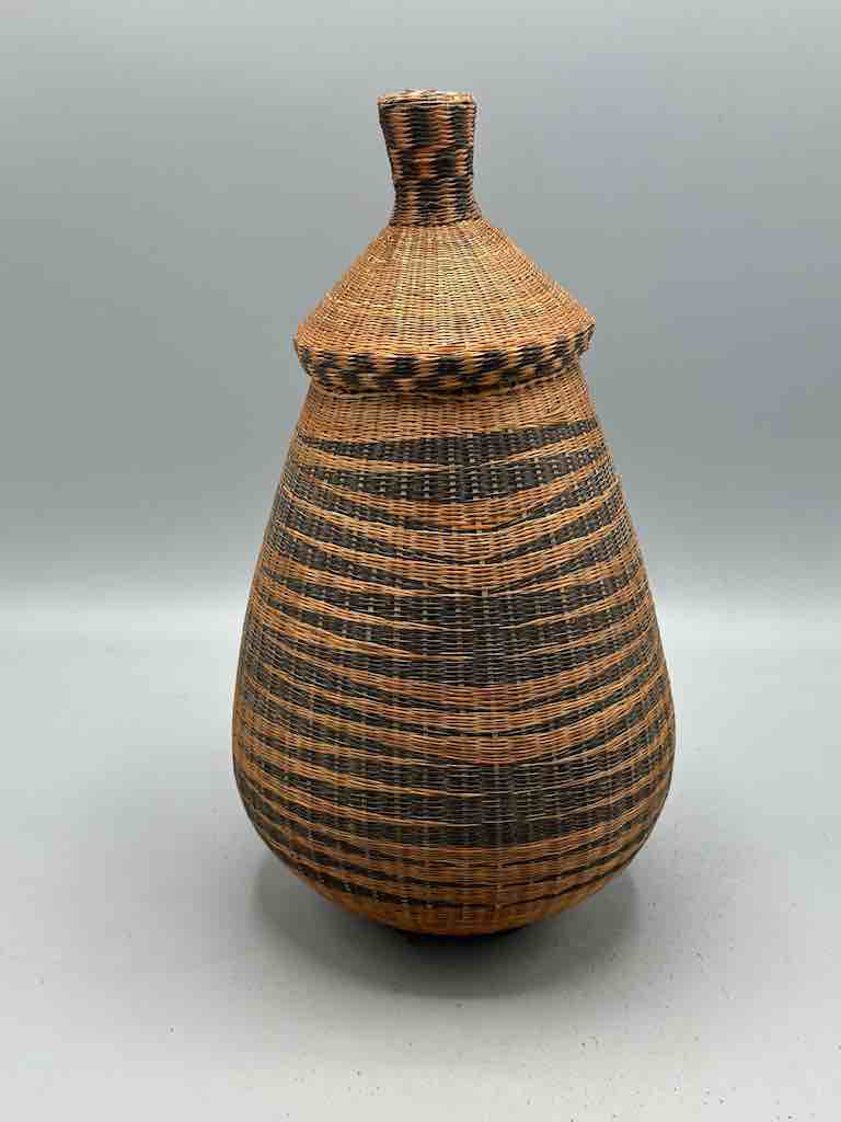 Tutsi Decor Very Detailed Weave Teardrop-Shaped Covered Basket - Rwanda