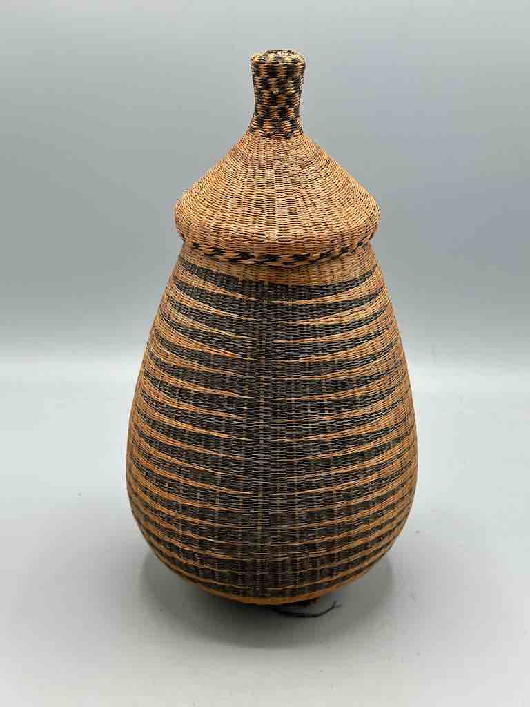 Tutsi Decor Very Detailed Weave Teardrop-Shaped Covered Basket - Rwanda