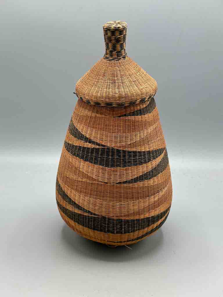 Tutsi Decor Very Detailed Weave Teardrop-Shaped Covered Basket - Rwanda