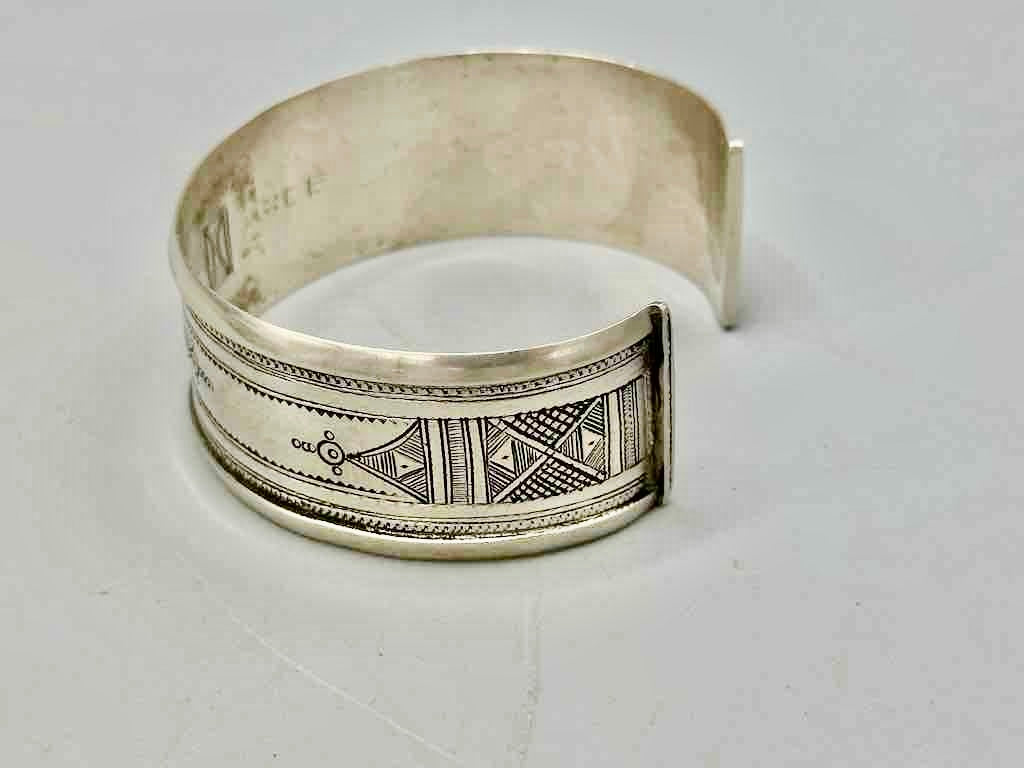 Unique Wide Tuareg Silver Etched-Design Bracelet - Niger