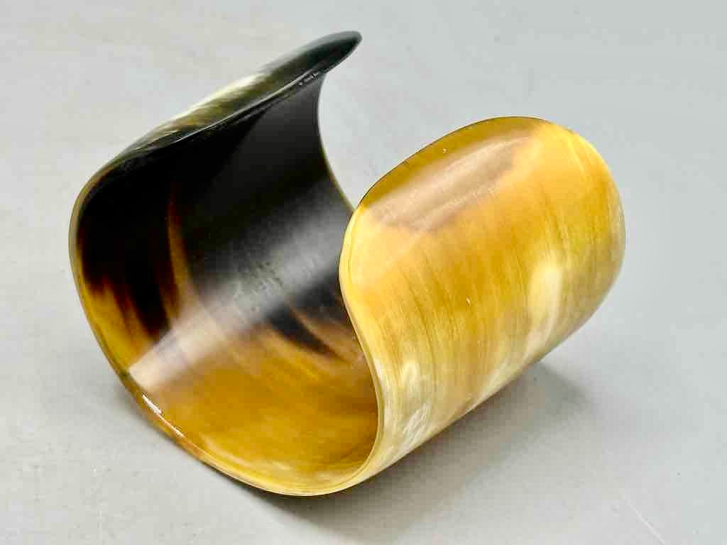 Cream & Caramel Wide Ankole Cattle Horn Bracelet - Viet Nam
