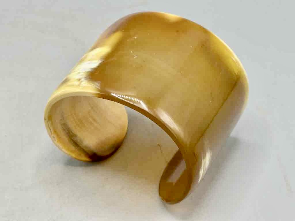 Translucent Caramel Wide Ankole Cattle Horn Bracelet - Viet Nam