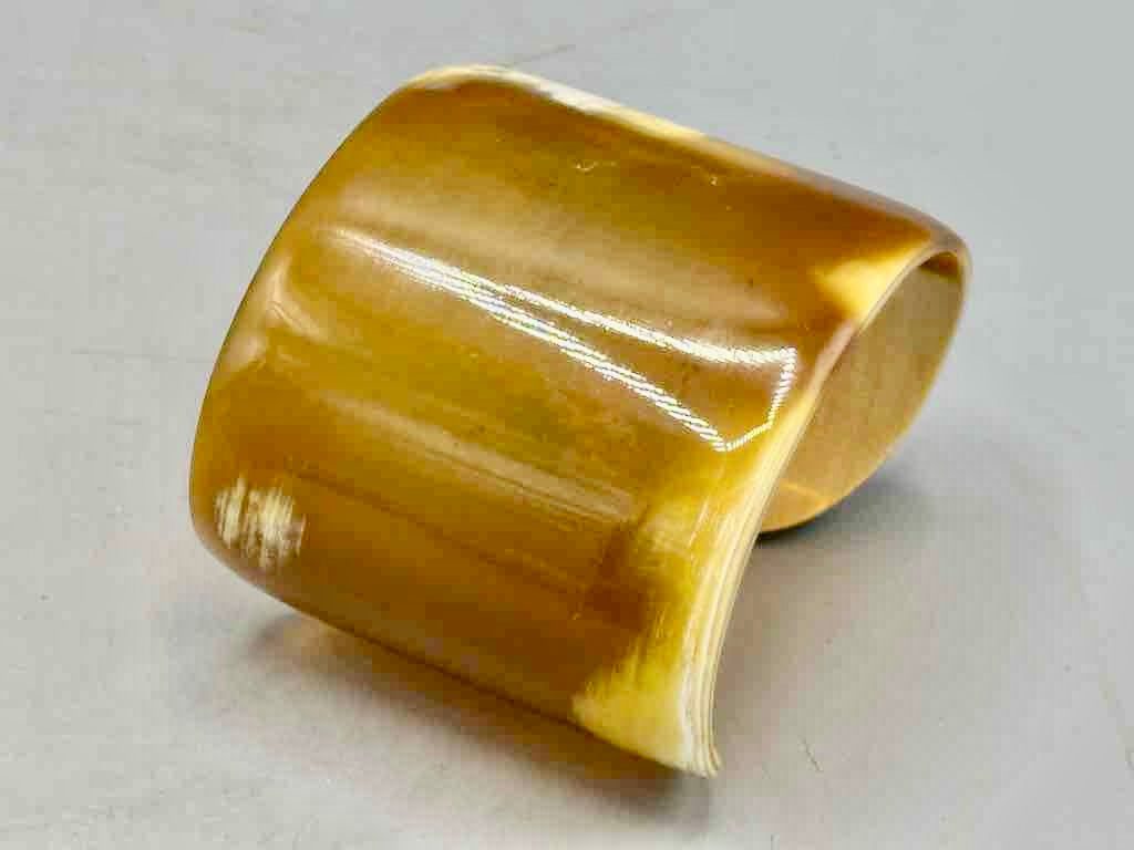 Translucent Caramel Wide Ankole Cattle Horn Bracelet - Viet Nam