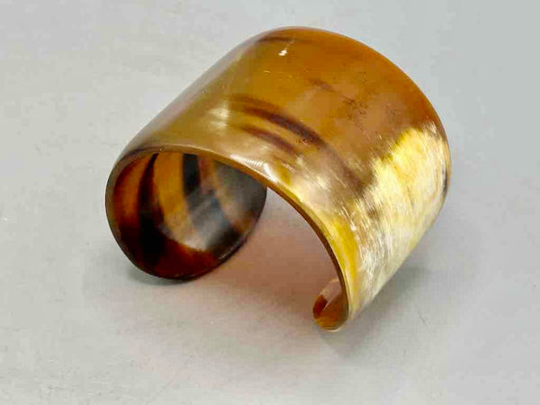 Caramel & Cream Wide Ankole Cattle Horn Bracelet - Viet Nam