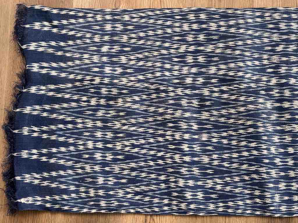 Very Long Blue & White Philippine Abaca Textile Roll | 7 yards