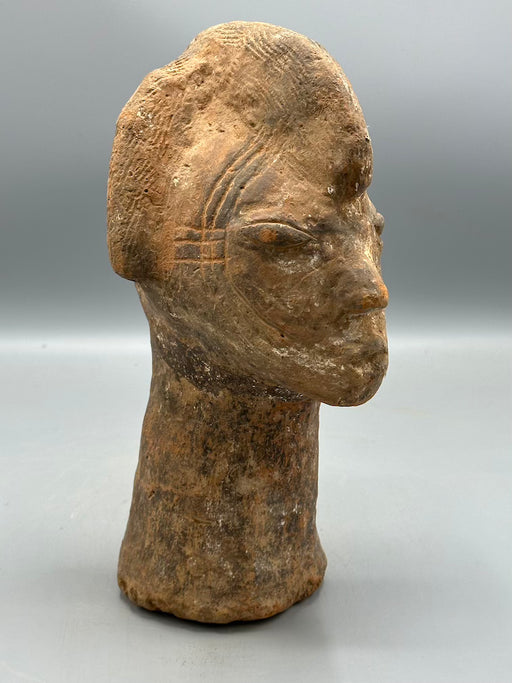 Mossi clay head - Burkina Faso