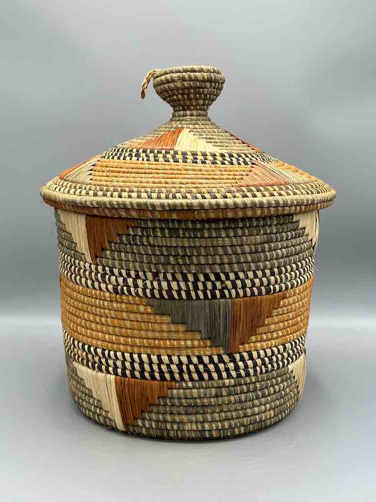 Large Covered Batwa Raffia Basket - Uganda