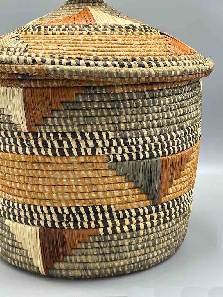 Large Covered Batwa Raffia Basket - Uganda