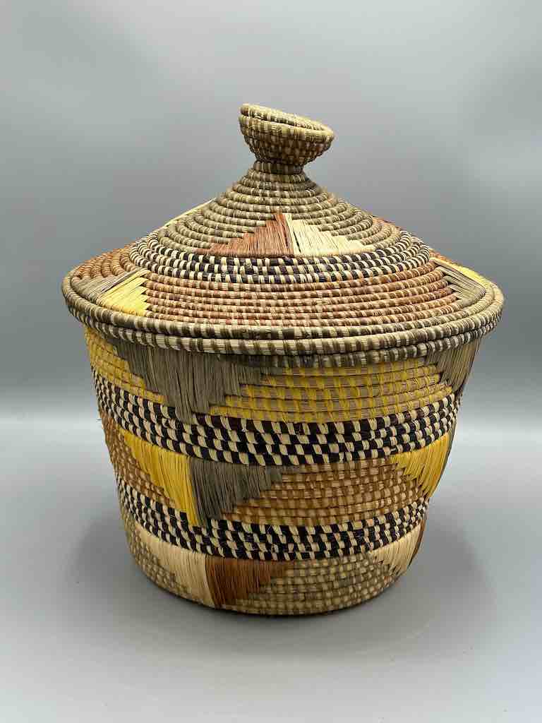 Large Covered Batwa Raffia Basket - Uganda