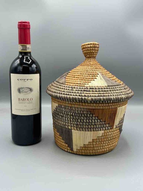 Covered Batwa Raffia Basket - Uganda