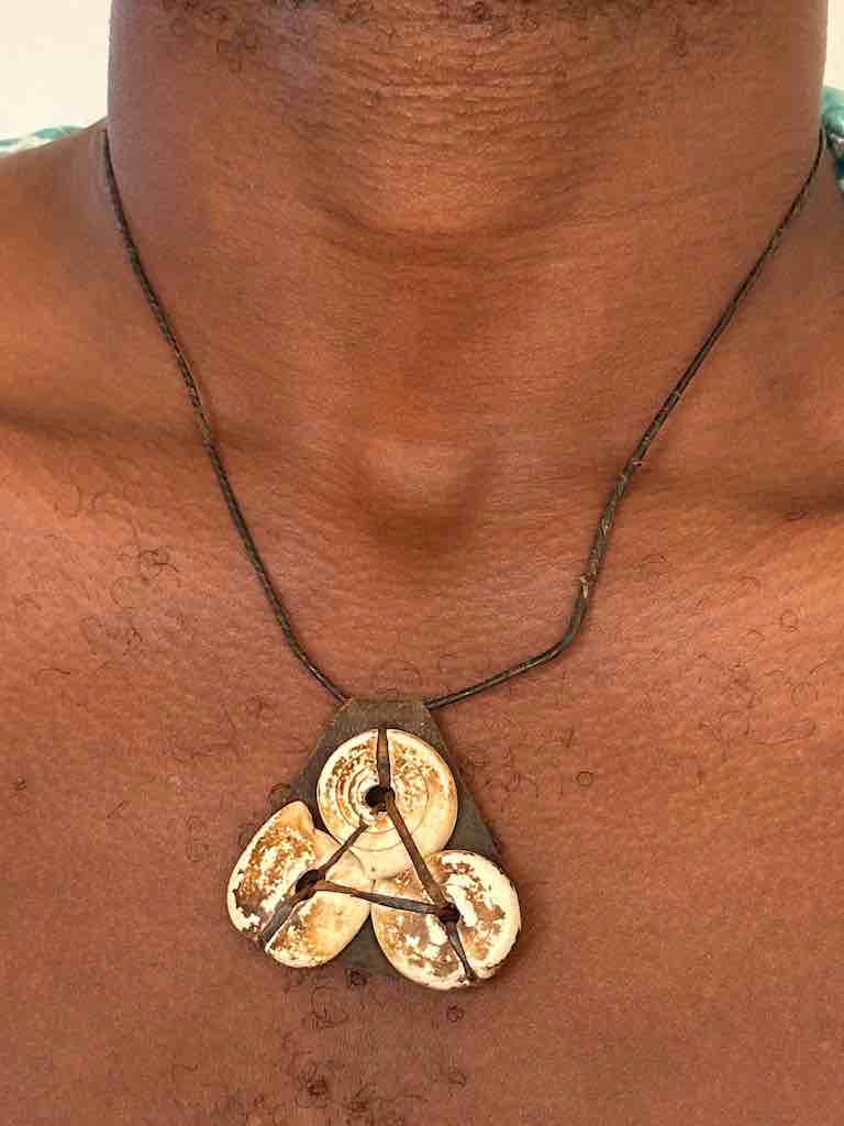 Vintage Cone Shell Black Leather Pendant Necklace - Mali