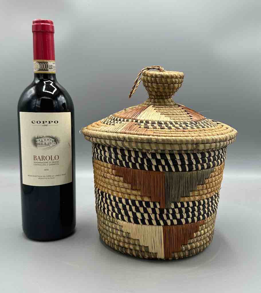 Covered Batwa Raffia Basket - Uganda