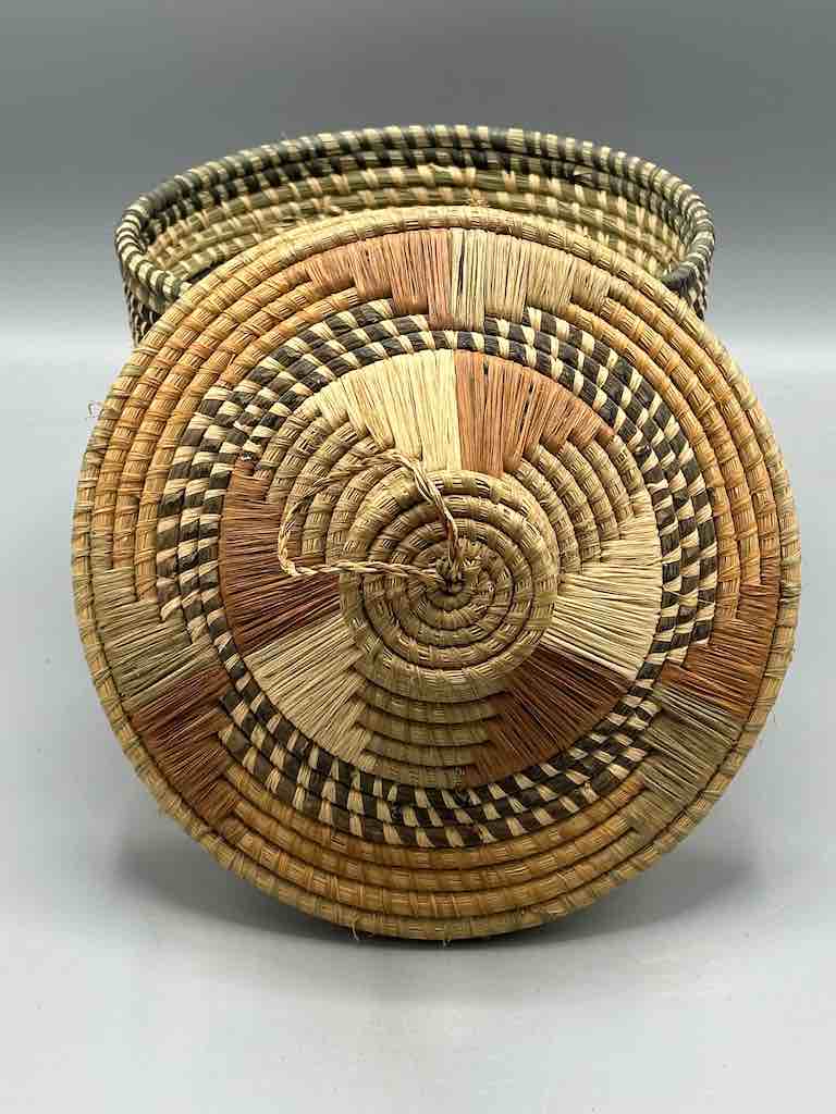 Covered Batwa Raffia Basket - Uganda