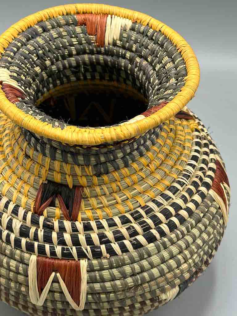 Large Batwa Vase Shape Raffia Basket