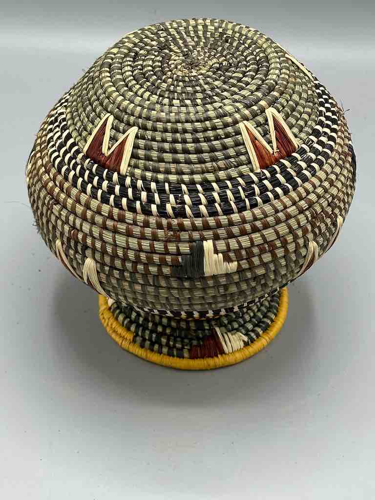 Large Batwa Vase Shape Raffia Basket