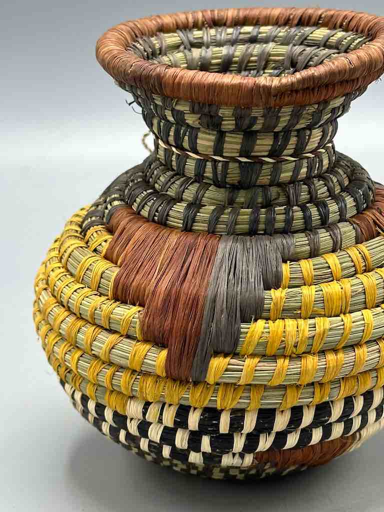 Small Batwa Vase Shape Raffia Basket