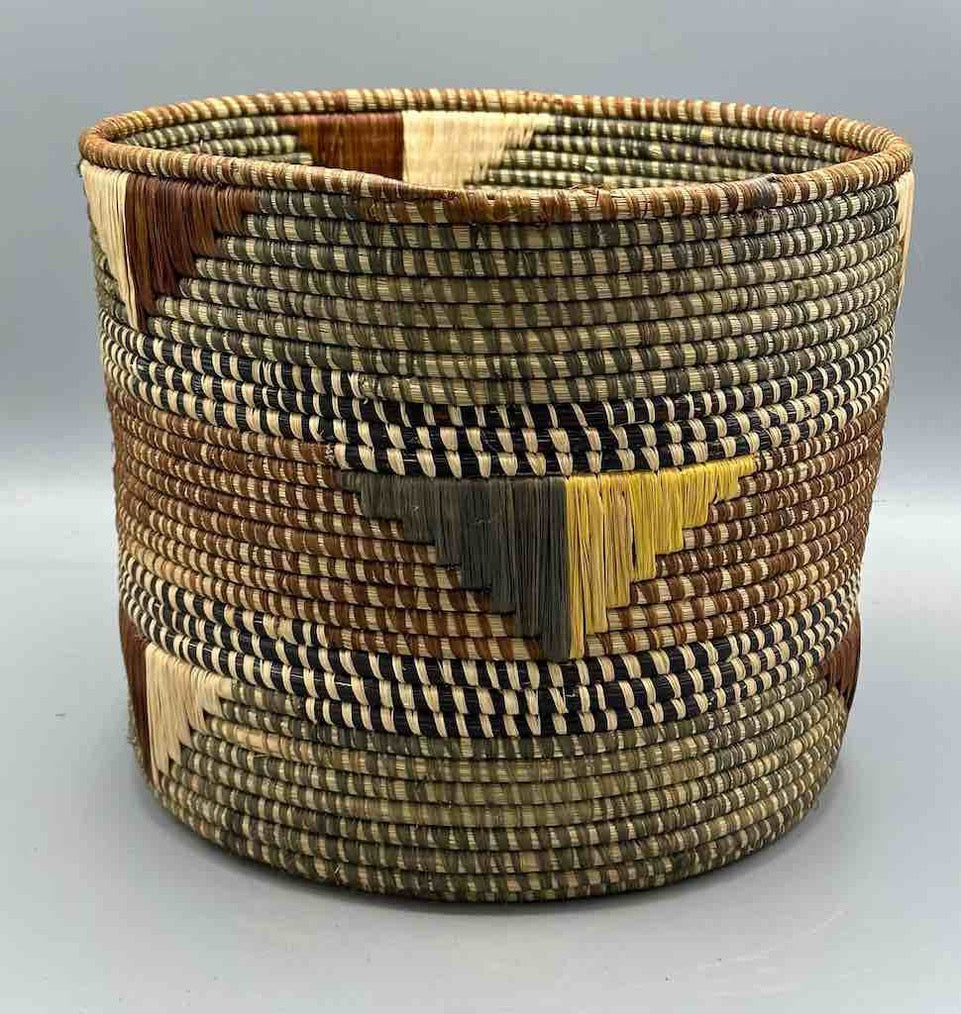 Large flared-top Batwa basket