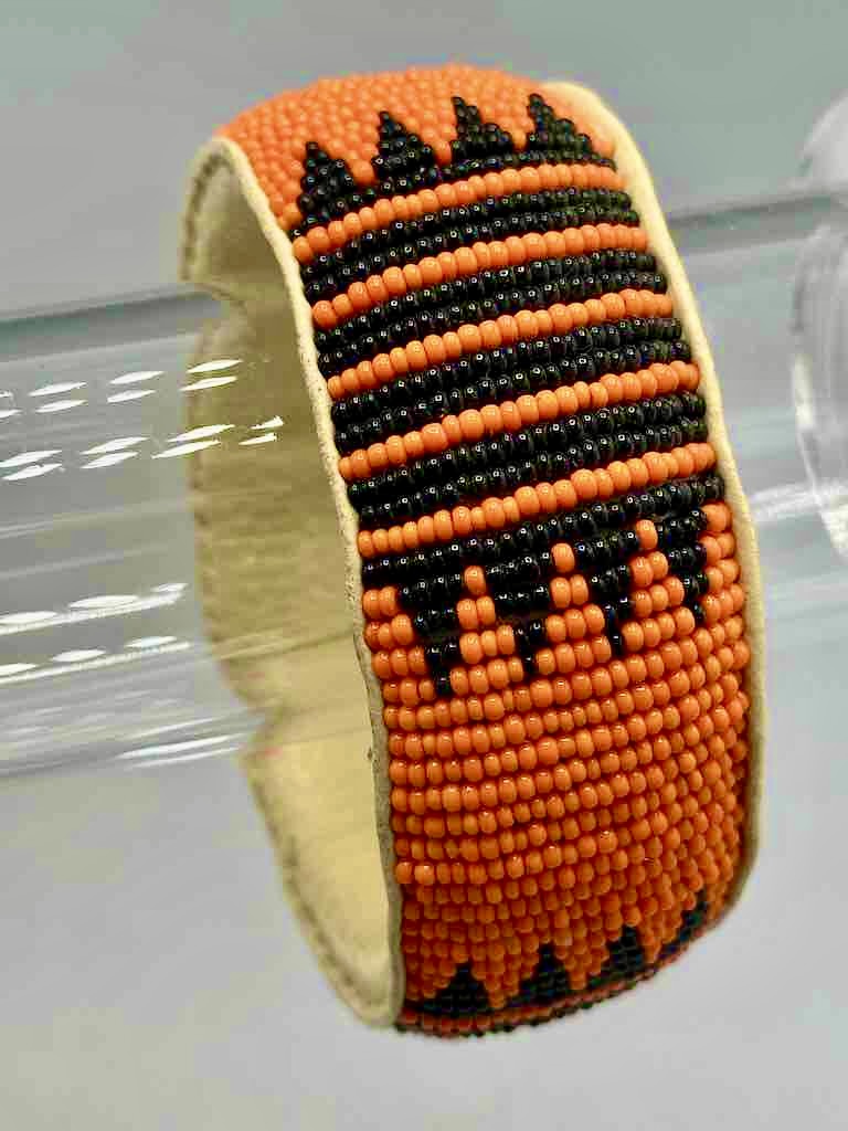 2-Color ZigZag Stripes Design Wide Beaded Leather Bracelet - Mali