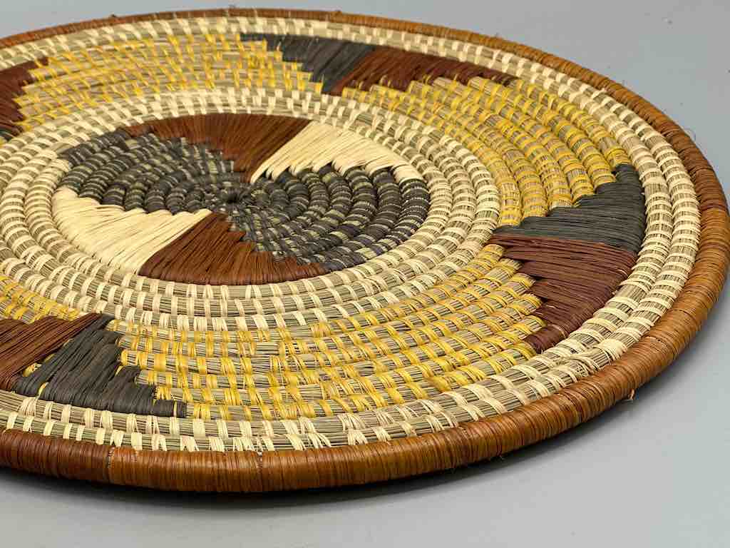 Large Flat Batwa Raffia Plate - Uganda