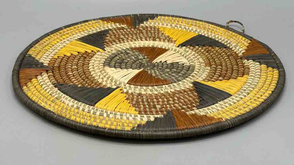 Large Flat Batwa Raffia Plate - Uganda