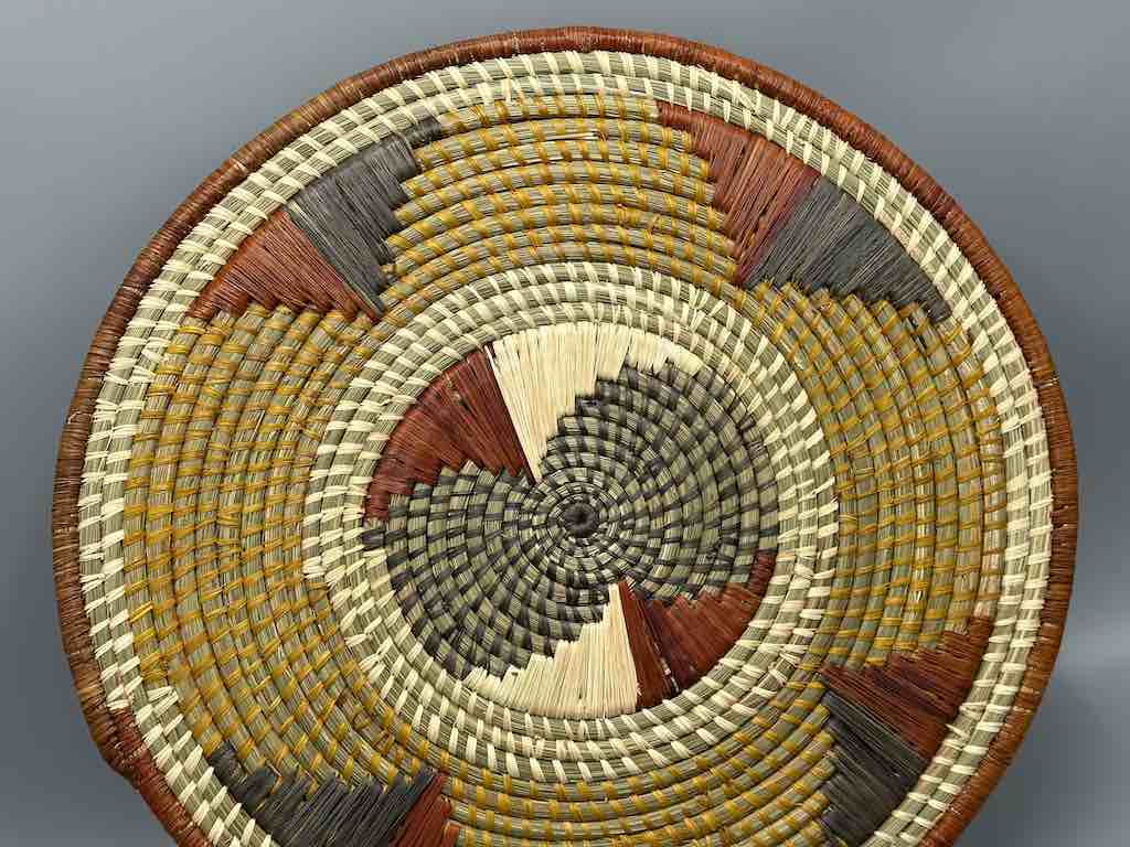 Large Flat Batwa Raffia Plate - Uganda