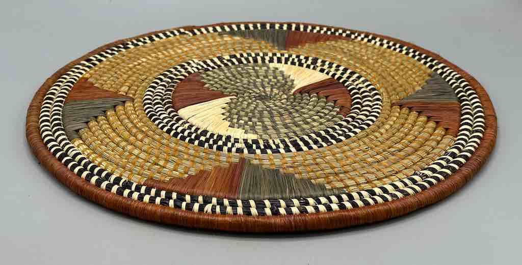 Large Flat Batwa Raffia Plate - Uganda