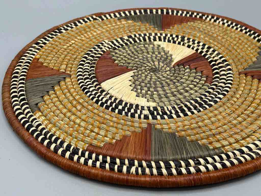 Large Flat Batwa Raffia Plate - Uganda