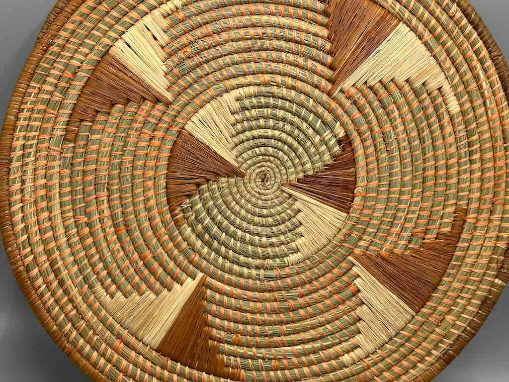 Large Flat Batwa Raffia Plate - Uganda